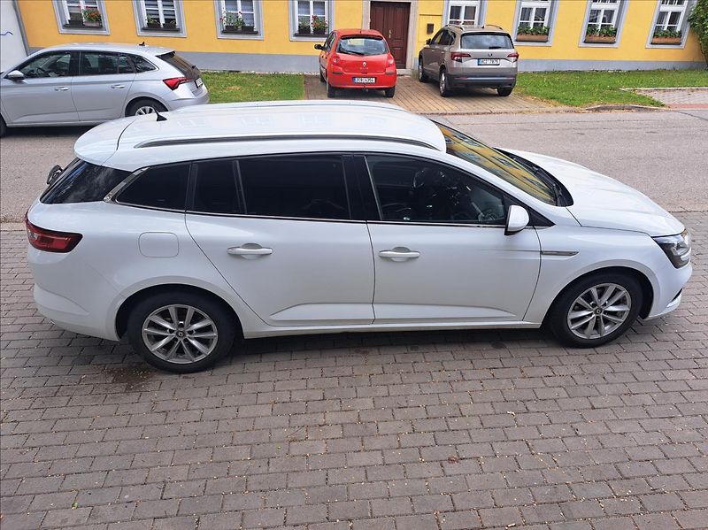 Renault Mégane 1,6 i LPG - fotka 8 z 37