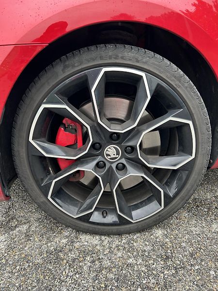 Škoda Octavia (2018) Octavia RS245 DSG - fotka 8 z 17