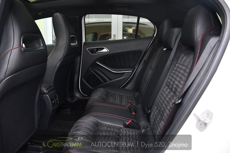 Mercedes-Benz GLA 220CDI AMG NAVI AT - fotka 13 z 47