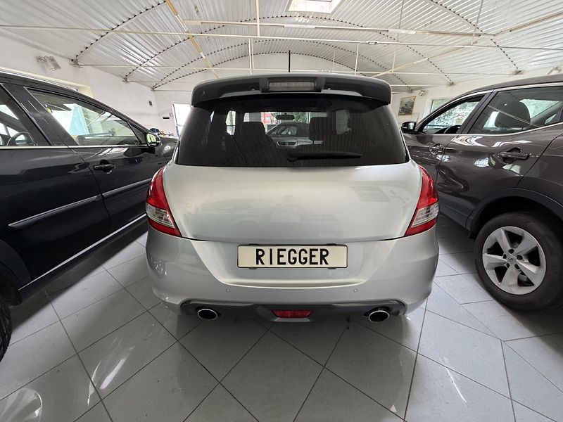 Suzuki Swift 1,6 Sport 100kW - fotka 7 z 27