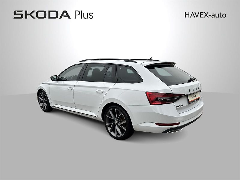 Škoda Superb (2020) Combi 2.0 TDI DSG Sportline - fotka 34 z 36