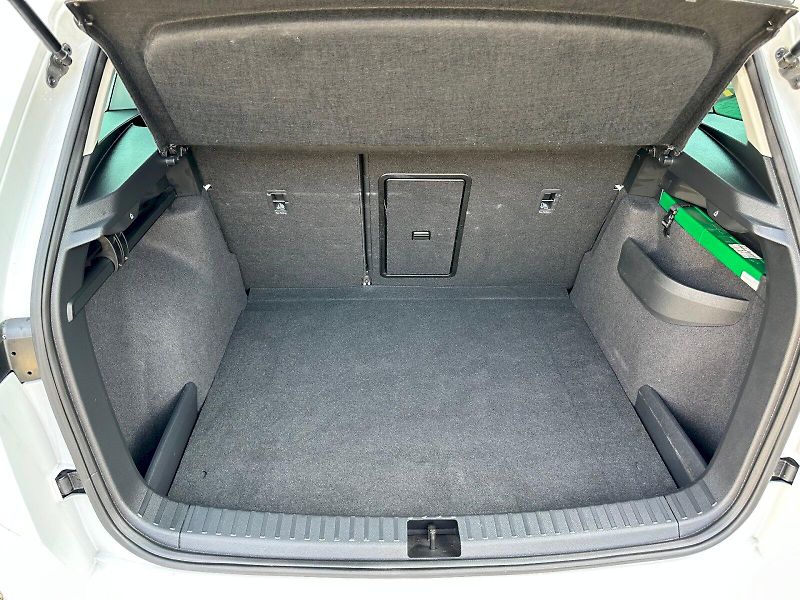 Škoda Karoq (2023) 2.0 TDI 85kW Fresh DSG - fotka 23 z 25