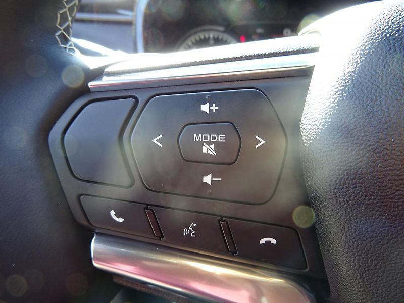 Isuzu D-Max (2025) LSE 1.9L 163K 4x4 6st. A/T - fotka 21 z 43