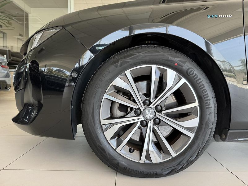 Peugeot 508 Hybrid 225*AT8*Allure*Webasto - fotka 33 z 34