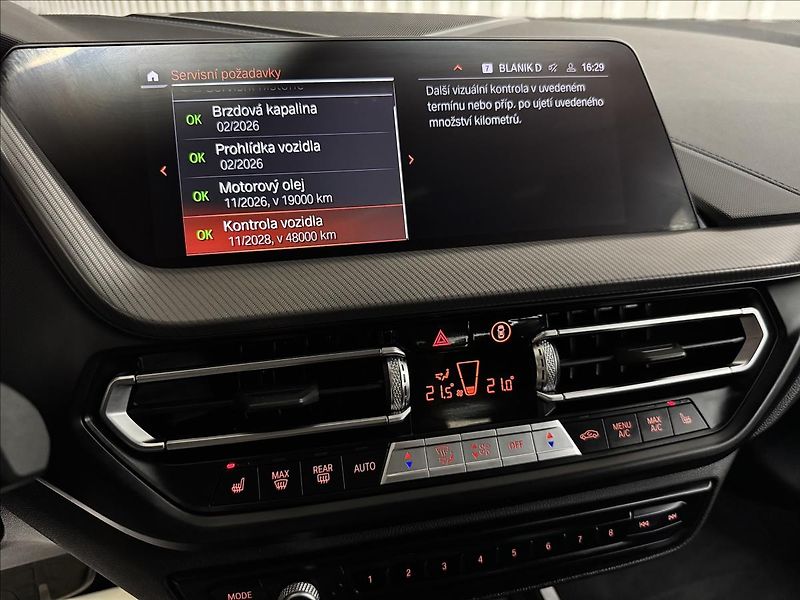 BMW Řada 1 120i M Sport Virtual Pano LED - fotka 22 z 47