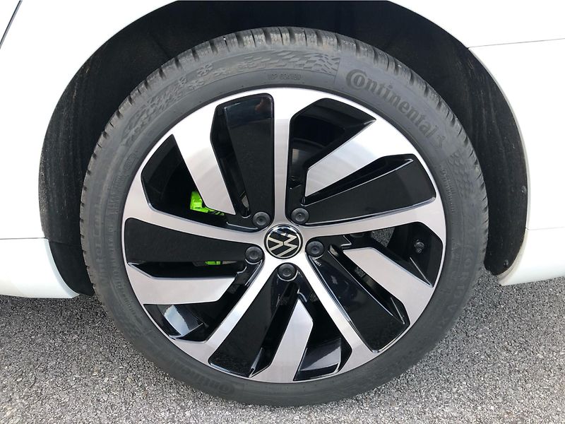 Volkswagen Arteon SB R-Line 2,0 TDI 7DSG 4MOT - fotka 14 z 30