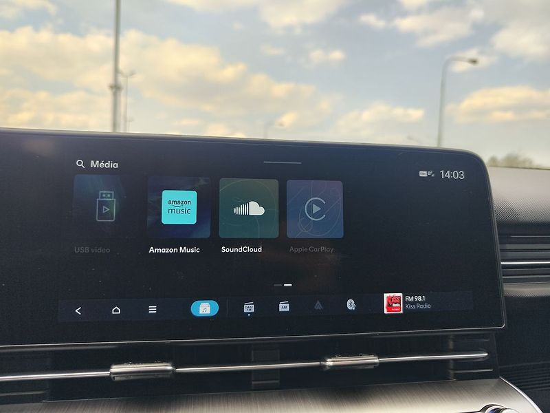 Hyundai Kona 1.0 T-GDi/88kW Sound Bosse - fotka 19 z 35