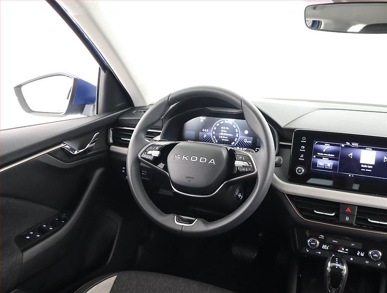Škoda Scala (2025) Top Selection 1.0 TSI - fotka 7 z 24