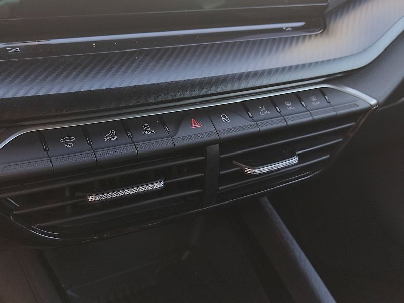 Škoda Octavia (2025) RS 2,0 Tsi  195 Kw DSG - fotka 24 z 41