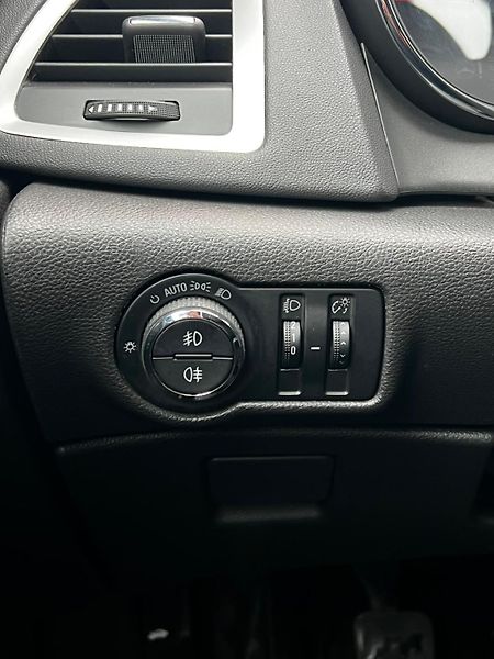 Opel Astra 2.0CDTI 121kW CZ Kůže TZ - fotka 16 z 21