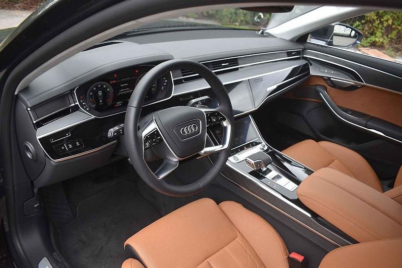 Audi A8 L budeme vídat třeba v diplomatických čtvrtích