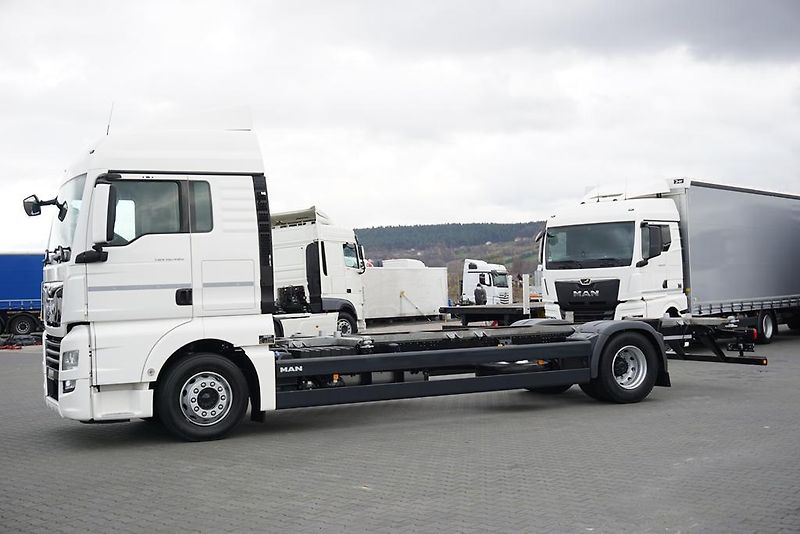 MAN TGX (2019)  18.460 / ACC / E 6 / XLX /  B - fotka 3 z 48