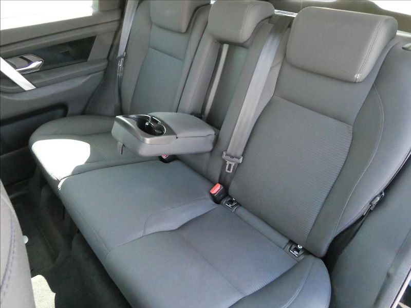 Land Rover Discovery Sport 2,0 D150,1.maj,ČR,DPH - fotka 17 z 33