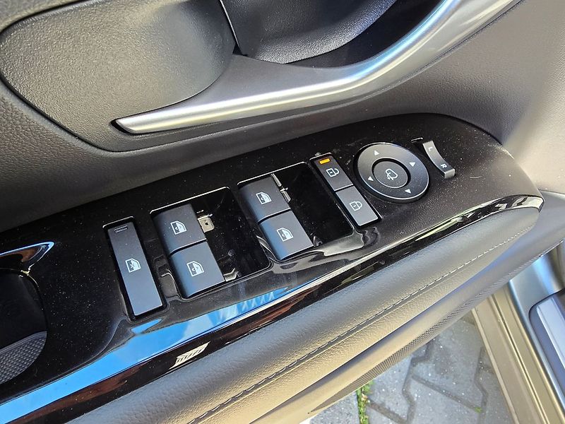 Hyundai Tucson (2026) 1.6 T-GDi MT 20 YEARS PREMIUM - fotka 11 z 29