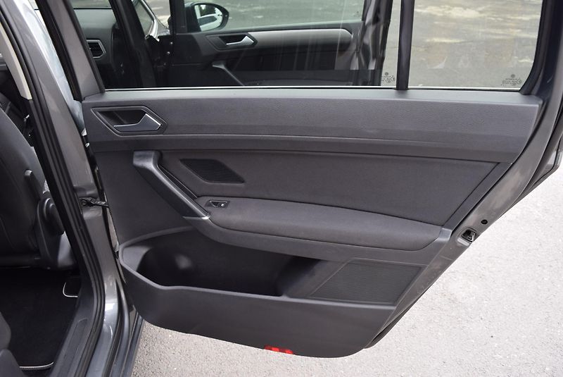 Volkswagen Touran (2017) 1.4TSI 110kw 7MÍST CLBMT APP  - fotka 42 z 46