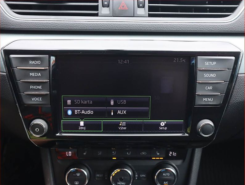 Škoda Superb (2016) 2.0 TDI, Bi-Xenony, Tempomat - fotka 18 z 21