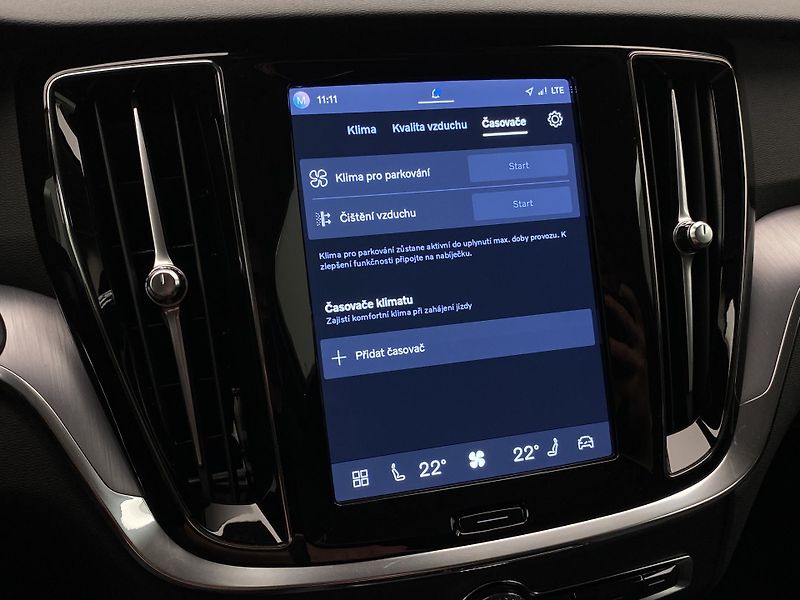 Volvo V60 T6 AWD RECHARGE CORE AUT CZ - fotka 43 z 56