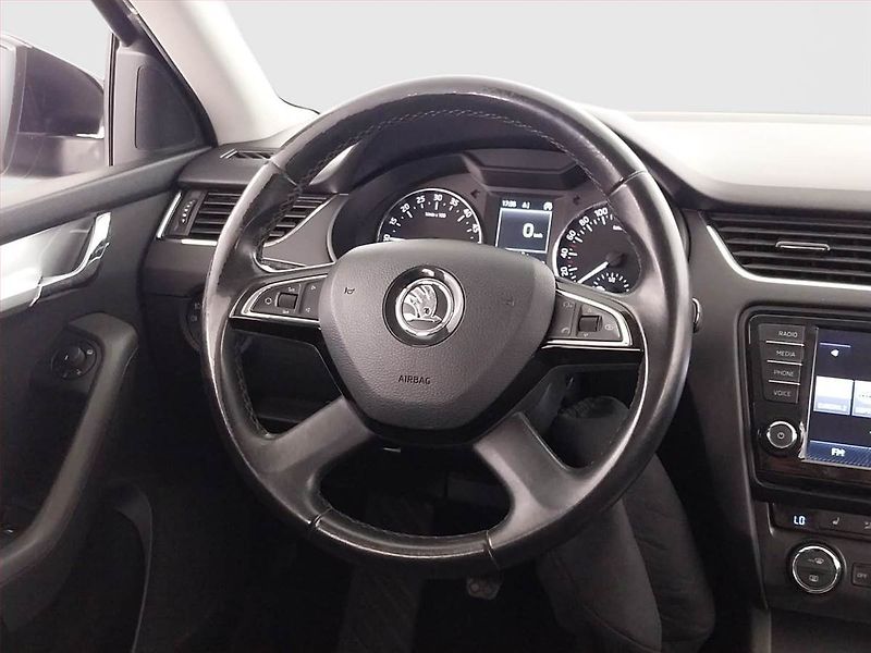 Škoda Octavia (2015) Style 1.6 TDI, Serv.kniha - fotka 16 z 22