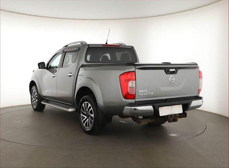 Nissan Navara (2016) 2.3 dCi - fotka 4 z 18