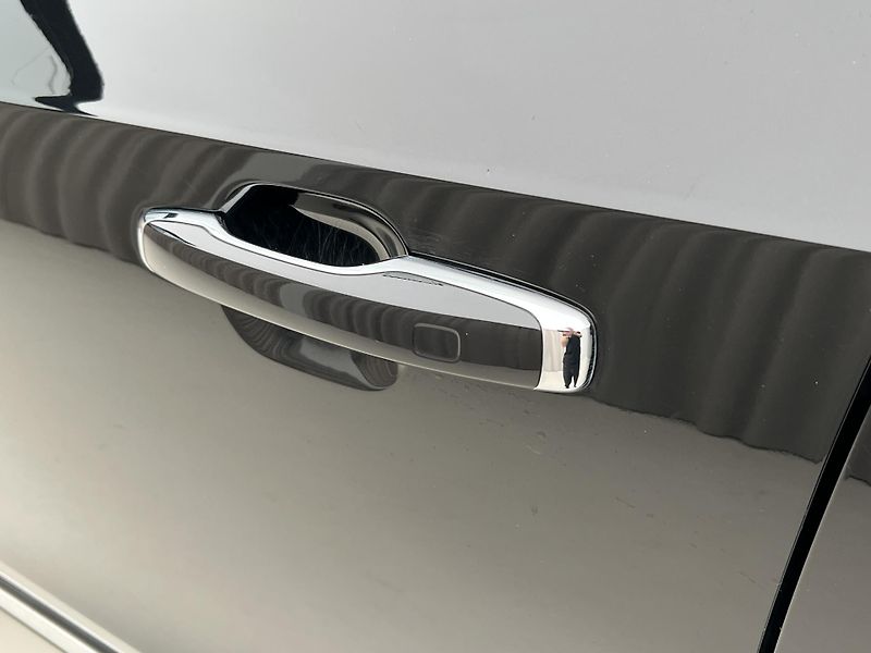 Volvo XC90 B5 AWD INSCRIPTION  - fotka 15 z 44