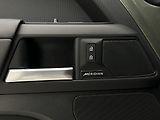 Land Rover Defender 110 D300 X-DYNAMIC SE AWD AUT  - náhled 16