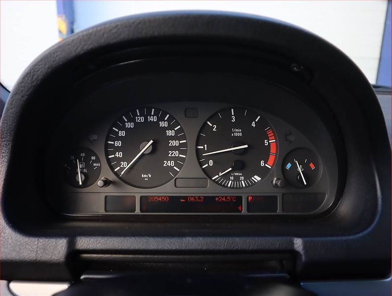 BMW X5 (2005) 3.0d, 4X4, Automat, Navi - fotka 11 z 17