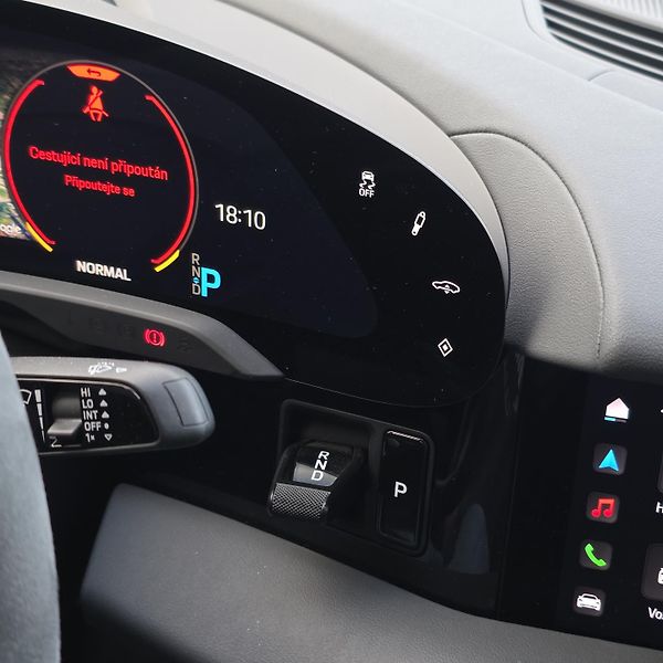 Porsche Taycan (2022) - fotka 14 z 26
