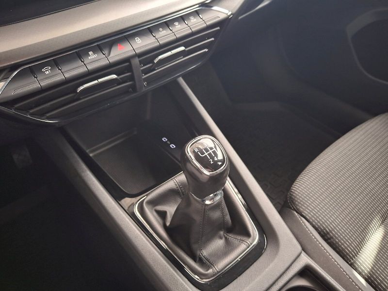 Škoda Octavia (2020) Combi Ambition Plus 1,5TSi 110 - fotka 25 z 33