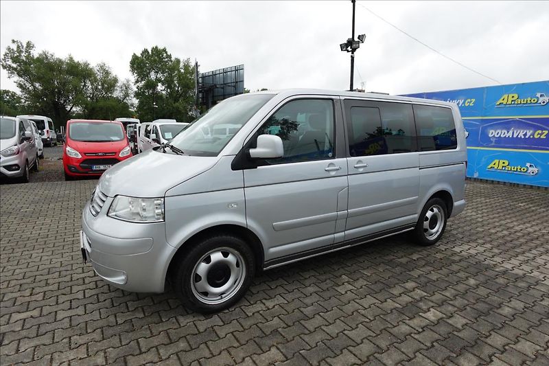 Volkswagen Multivan 2,5 TDi  7 MÍST AUTO KLIMA - fotka 2 z 30