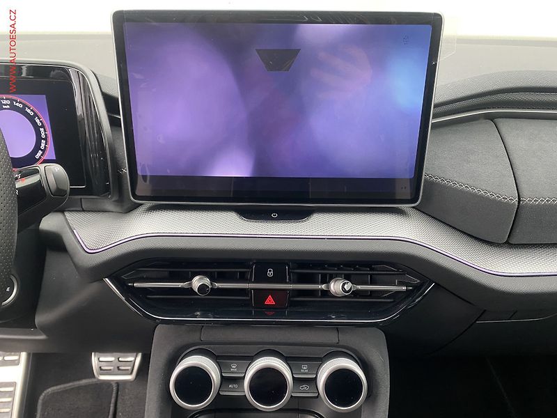 Škoda Kodiaq (2025) 2.0 TDi, 1.maj,ČR, SportLine - fotka 12 z 30