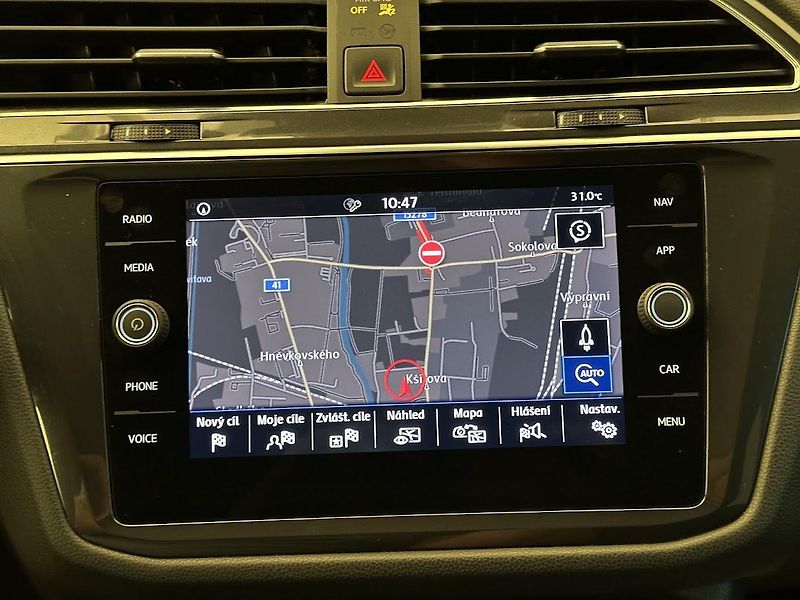 Volkswagen Tiguan (2020) 2.0 TDI DSG keyless - fotka 20 z 25