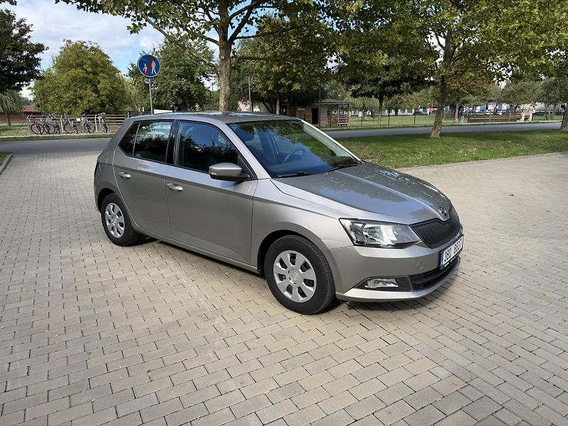 Škoda Fabia 1.0 55 kW 83000 km  - fotka 10 z 23