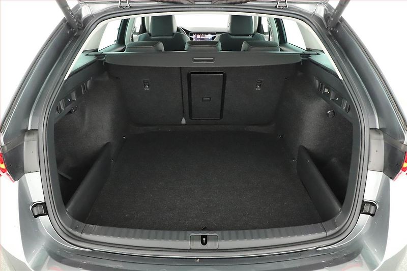 Škoda Octavia (2024) Selection 2.0 TDI - fotka 19 z 21