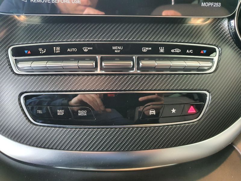 Mercedes-Benz Třídy V (2023) V 300 D Avantgarde L 4Matic - fotka 13 z 27