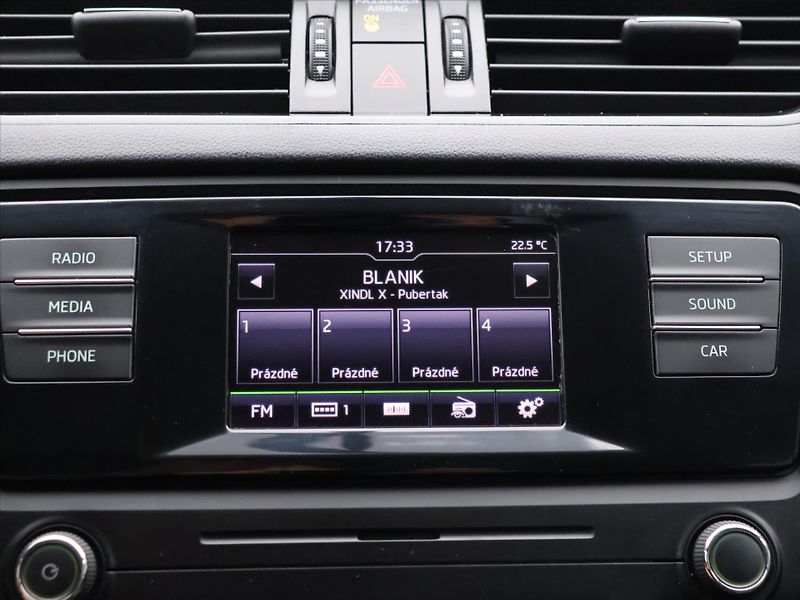 Škoda Octavia 1,2 TSI 63 kW Tempomat CZ - fotka 17 z 27