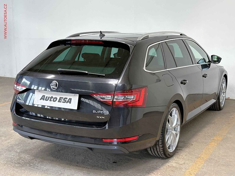 Škoda Superb (2019) 2.0 TDi 4x4, Style, DSG, - fotka 4 z 17