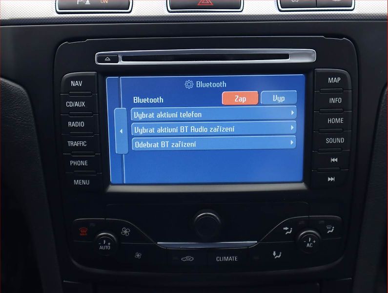 Ford S-MAX (2012) 2.0 TDCi, Automat, Serv.kniha - fotka 17 z 20