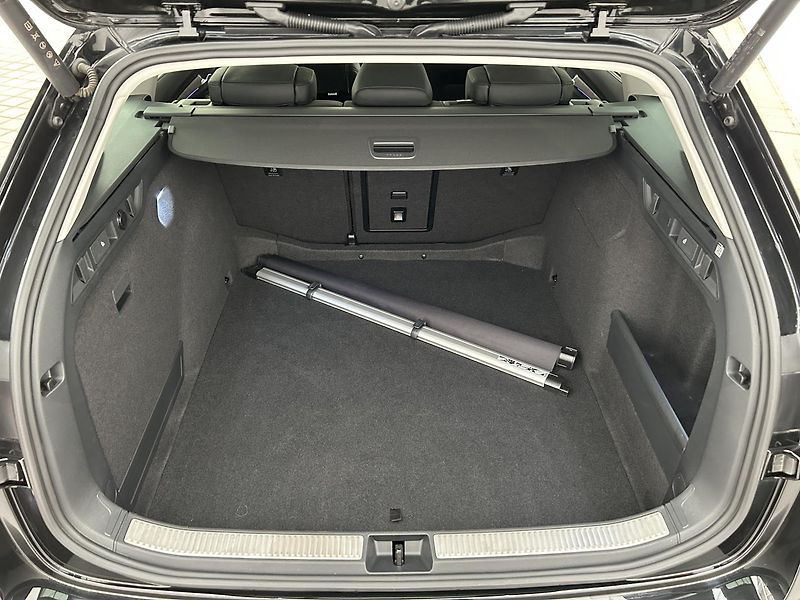 Škoda Superb 2.0 TDI 4x4 L & K - fotka 28 z 30