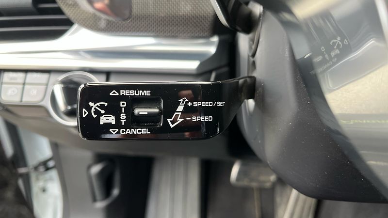Porsche Panamera Turbo S E-Hybrid - fotka 27 z 30