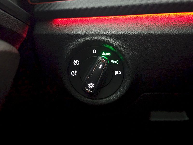 Škoda Kamiq (2025) 1.0TSi 85kW DSG MONTE CARLO - fotka 25 z 30