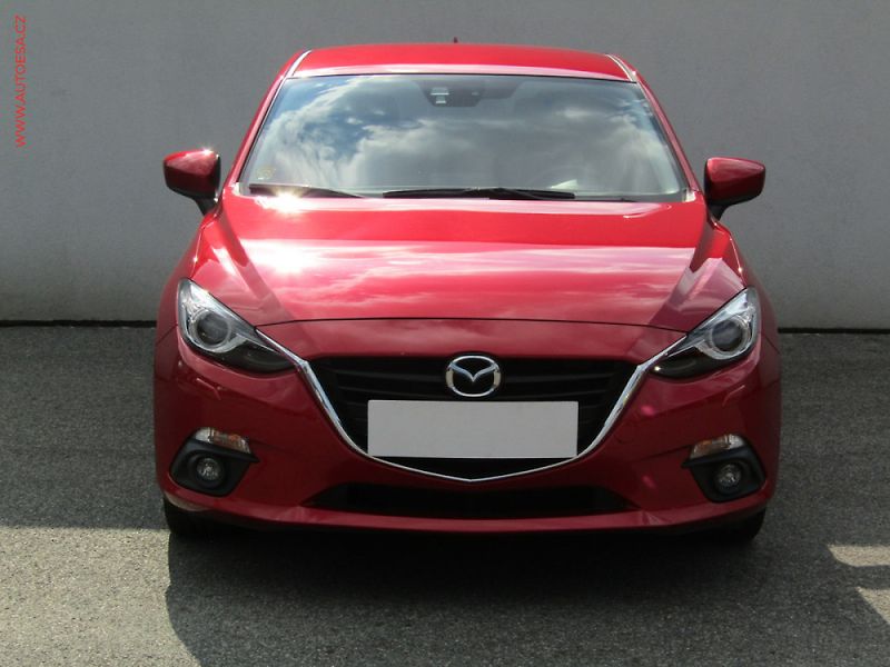 Mazda 3 (2014) 2.0i - fotka 2 z 3