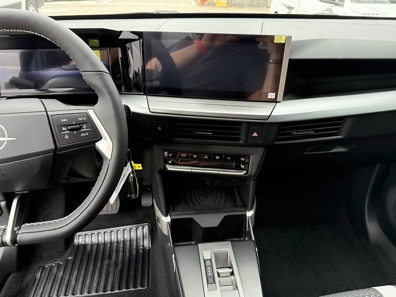 Opel Frontera (2026) GS Hybrid 1.2 TURBO (107kW/145 - fotka 14 z 25