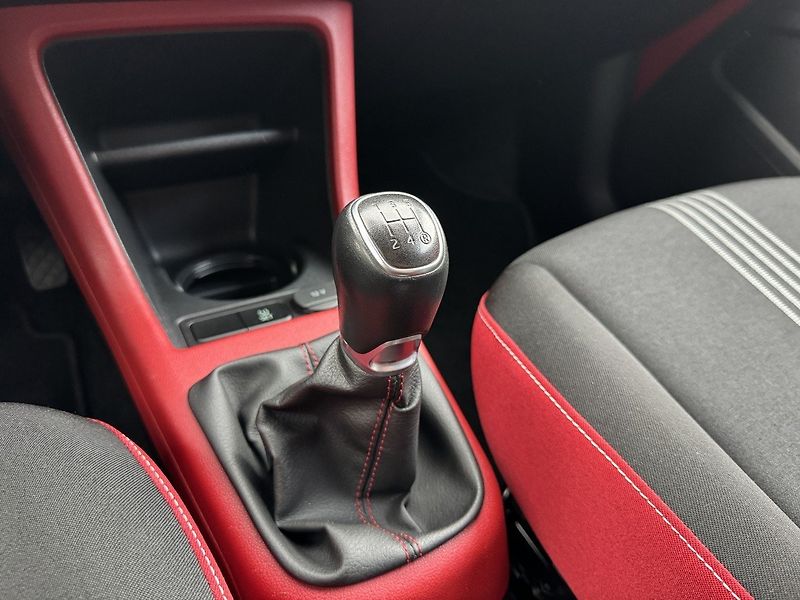 Škoda Citigo (2016) 1.0MPi Monte Carlo Klimatizace - fotka 9 z 50