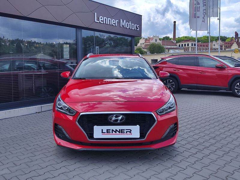 Hyundai i30 1.6 CRDi/100kW Style DCT - fotka 2 z 34