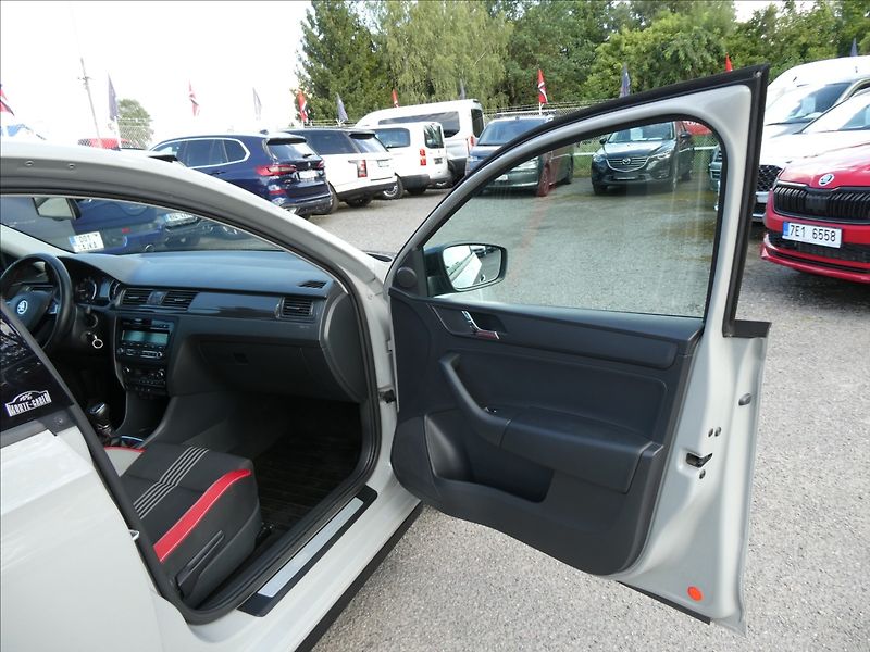 Škoda Rapid 1,2 TSi 77kW MONTE CARLO,2xkol - fotka 27 z 43