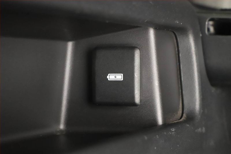 Land Rover Discovery Sport (2020) D180 - fotka 16 z 23