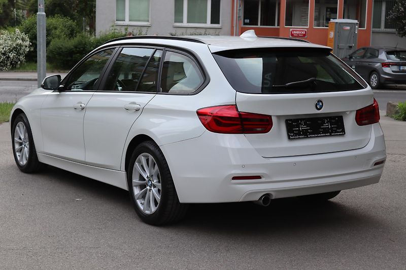 BMW Řada 3 318D TOURING F31 110kW - fotka 13 z 50