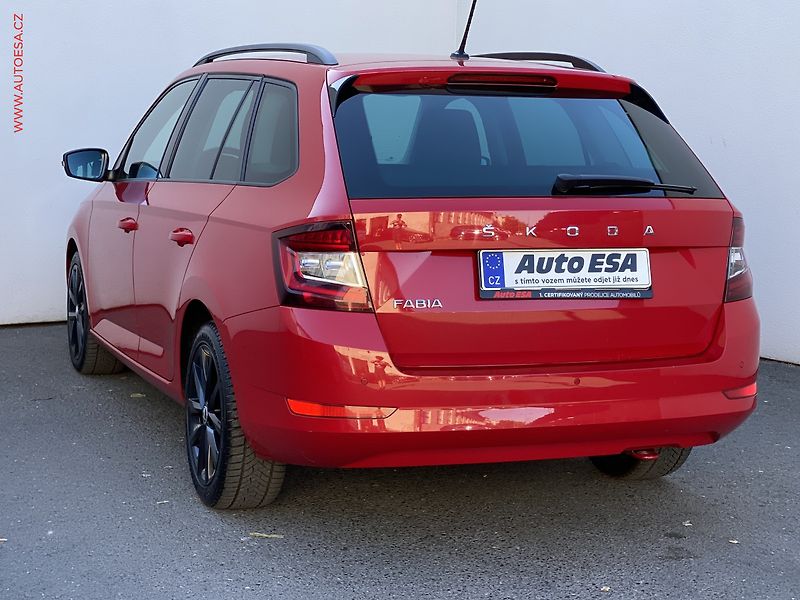 Škoda Fabia (2022) 1.0 TSi, 1.maj,ČR, Ambition - fotka 6 z 18