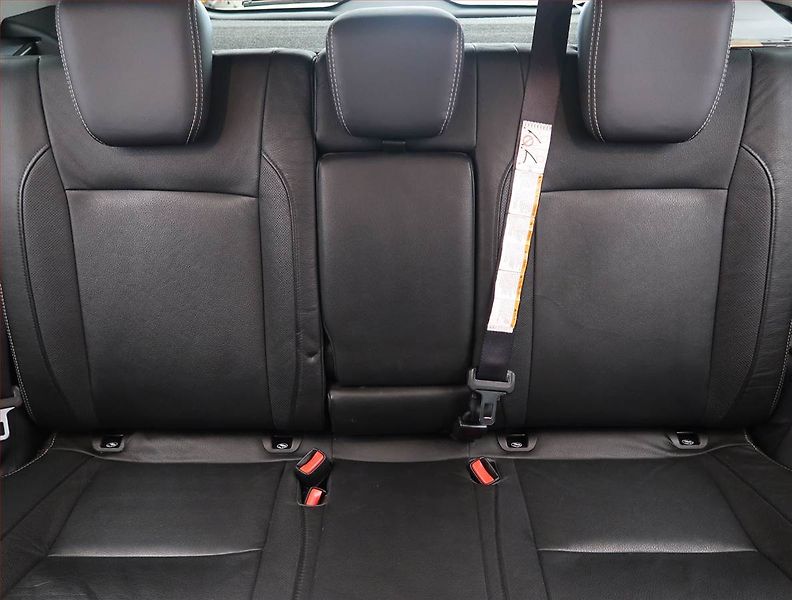 Suzuki SX4 S-Cross (2019) Elegance 1.4 BoosterJet, 4X4 - fotka 10 z 23