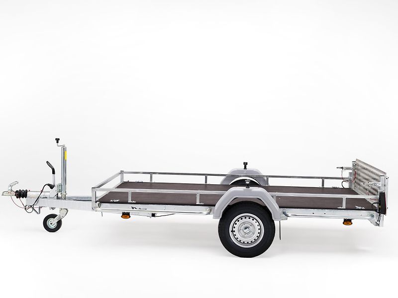 Debon (2026) Garden 150 (315x150) 1300 kg - fotka 8 z 42